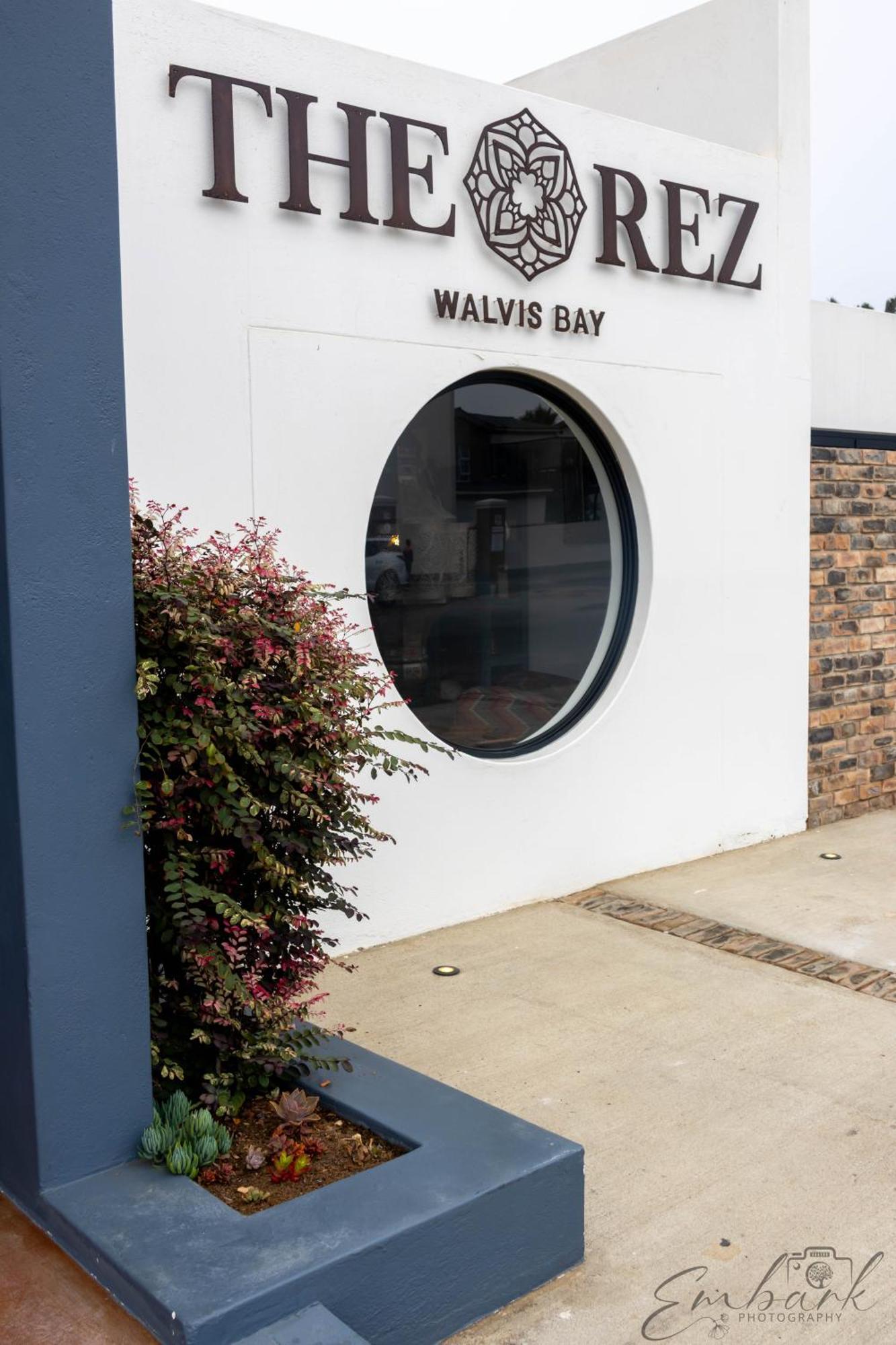 The Rez Guesthouse Walvis Bay Exterior photo
